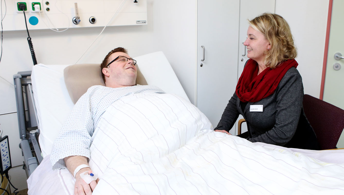 Sozialdienst_am Patientenbett_1414 Vorschaubild