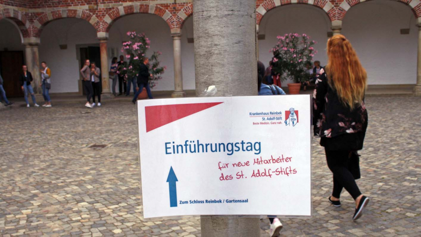 Img 9923 Schild Einführungstag 1414 Img 9923 Schild Einführungstag 1414