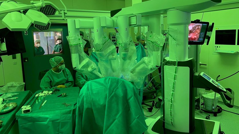 OP mit da Vinci Roboter Urologie OP mit da Vinci Roboter Urologie
