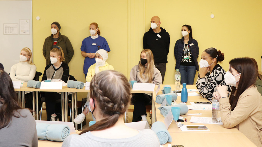 Begrüßung Gruppe AEMP 8288 Begrüßung Gruppe AEMP 8288