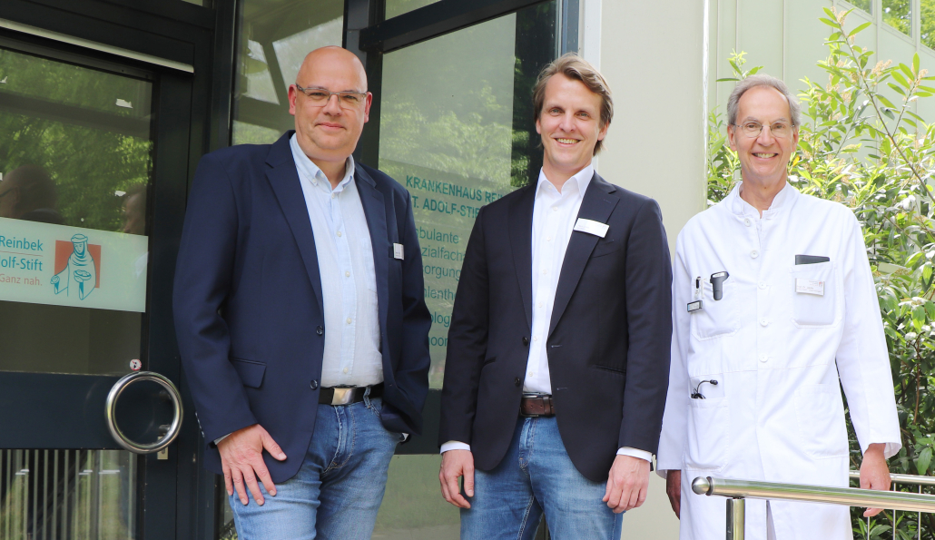 Unser Direktorium vor dem Krankenhaus; Wulf, Linke, Jäckle Unser Direktorium vor dem Krankenhaus; Wulf, Linke, Jäckle