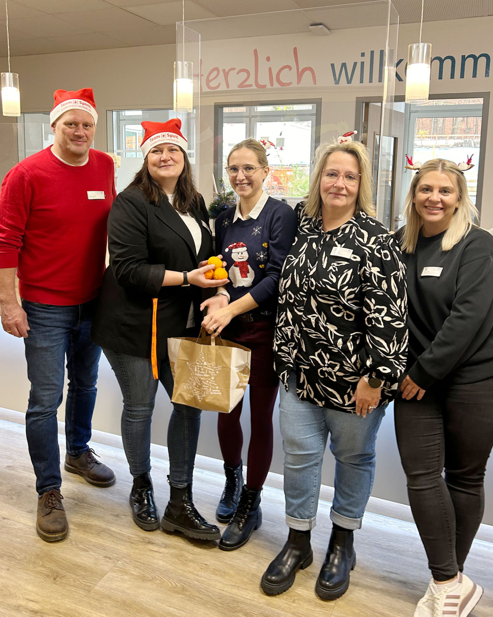 Nikoläuse mit Service-Center