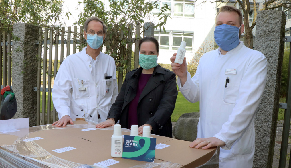 Img 7679 Jäckle Freitag Meißner 1414 Übergabe der Spende von Almirall an die Krankenhausapotheke