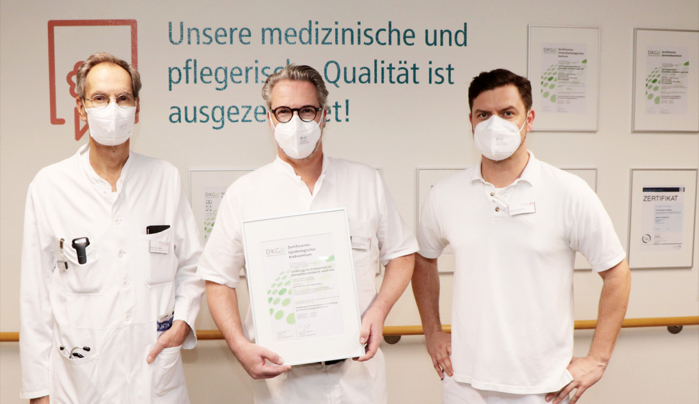 Gyn Onko Zertifikat mit Prof. Jäckle Prof Schwarz und OA Flurschütz Gyn Onko Zertifikat mit Prof. Jäckle Prof Schwarz und OA Flurschütz