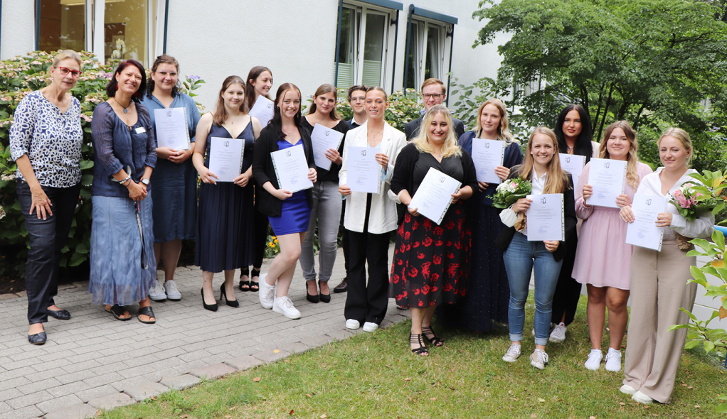 Krankenhaus Reinbek Pflegeschul-Examen 2022 Krankenhaus Reinbek Pflegeschul-Examen 2022
