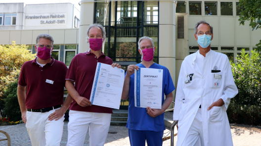 Zertifikate Dialyse mit Team Img 9031 Zertifikat Dialyse 2000